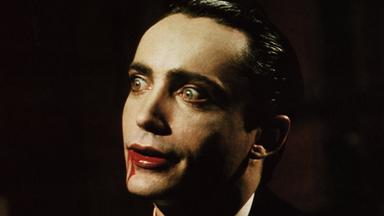 Udo Kier in dem Film "Andy Warhols Dracula" von Regisseur Paul Morrissey aus dem Jahre 1974.