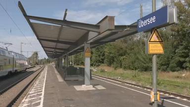 Marodes Dach vom Bahnhof
