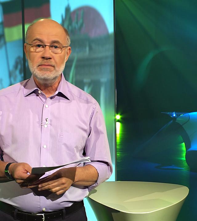 Professor Harald LEsch moderiert das Übrigens ... im Studio