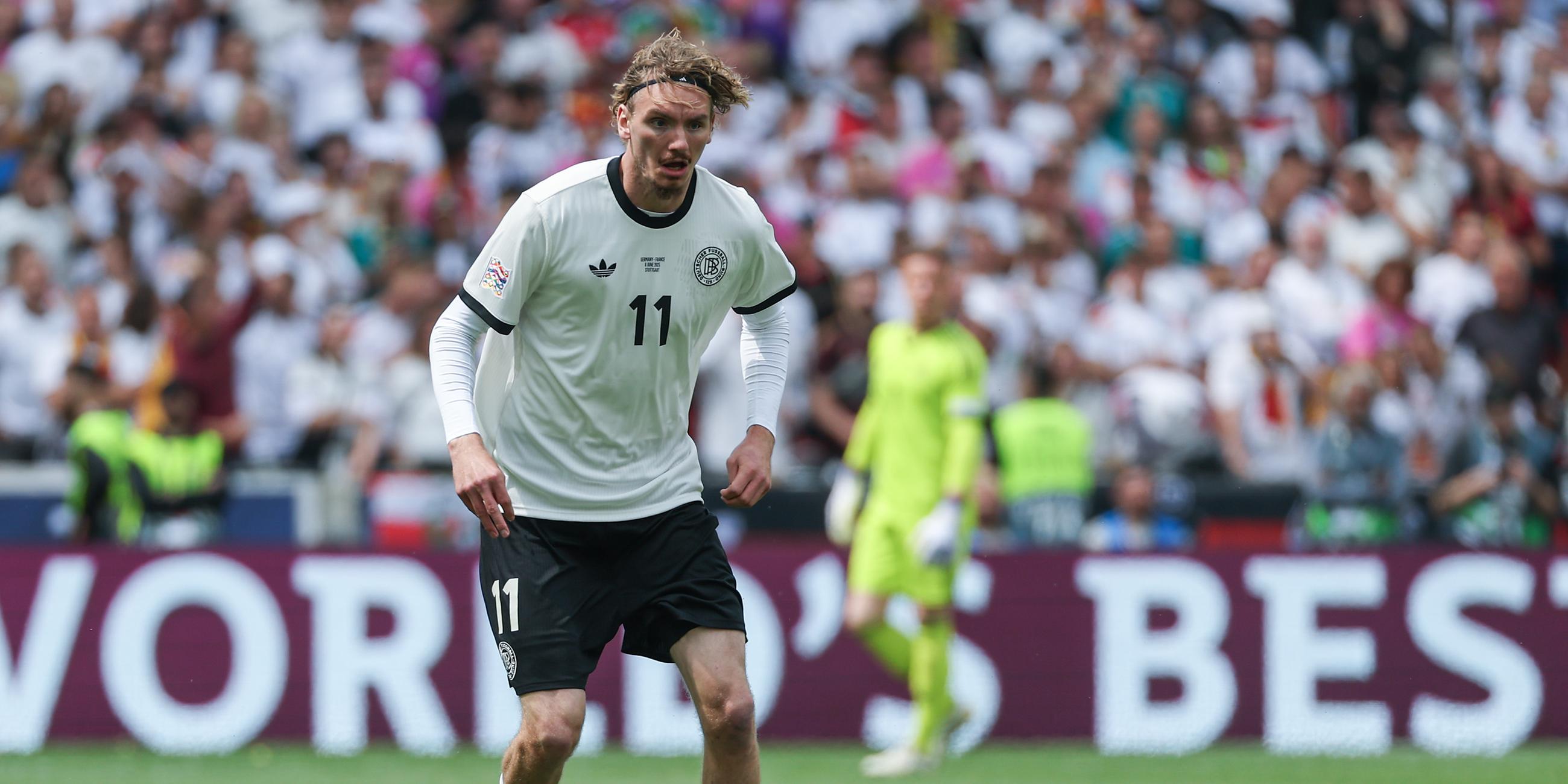 UEFA Nations League Spiel um Platz 3: Deutschland - Frankreich: Nick Woltemade am Ball 