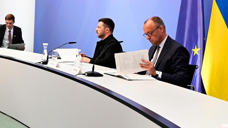 Wolodymyr Selenskyj, Präsident der Ukraine und Bundeskanzler Friedrich Merz (CDU)