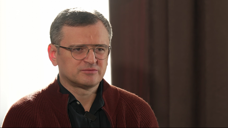 Der ukrainische Ex-Außenminister Kuleba im Interview mit ZDF-Korrespondentin Katrin Eigendorf