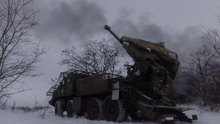 Ein ukrainischer Panzer an der Front 