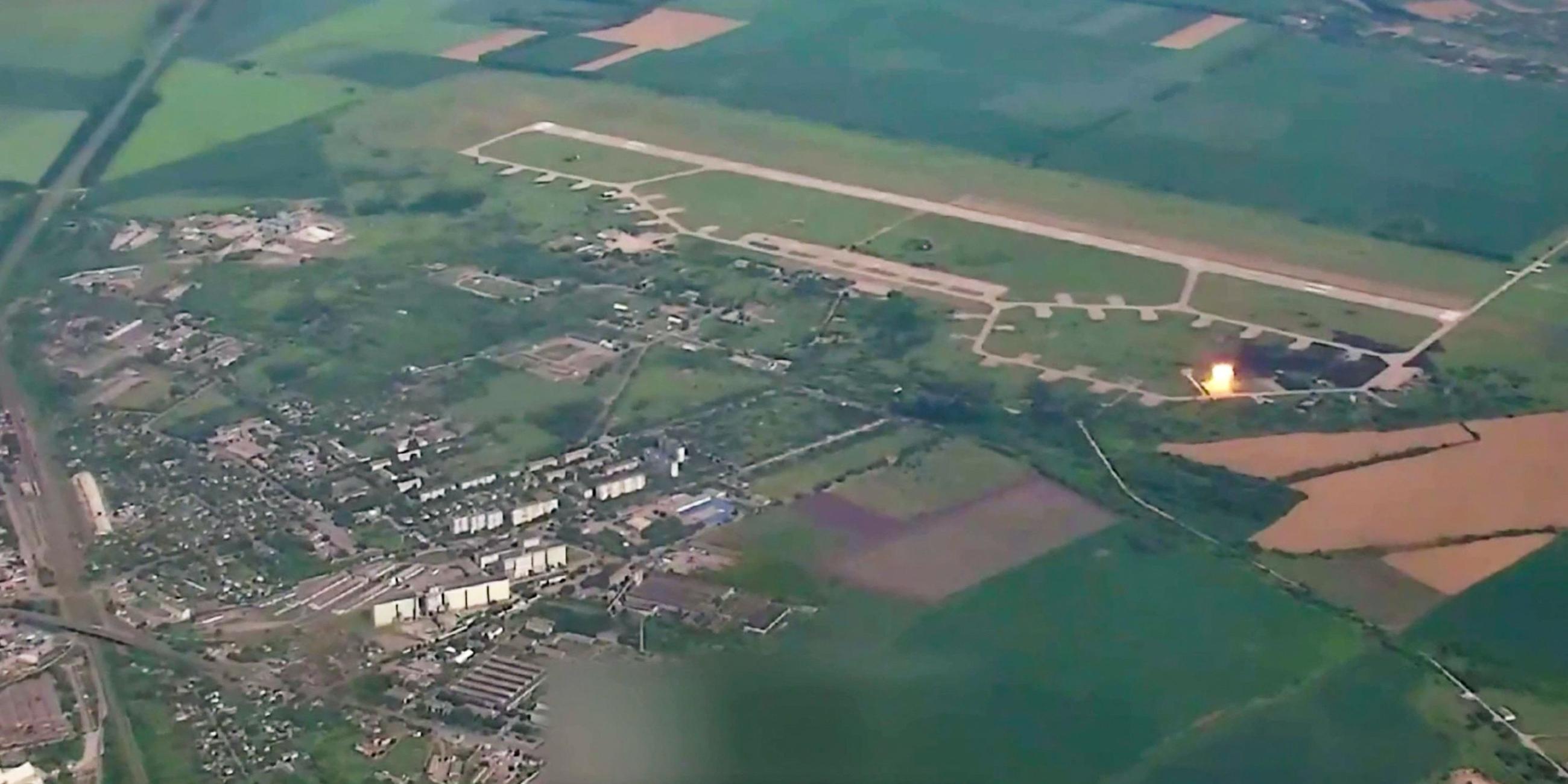 Der Militärflugplatz Mirgorod.