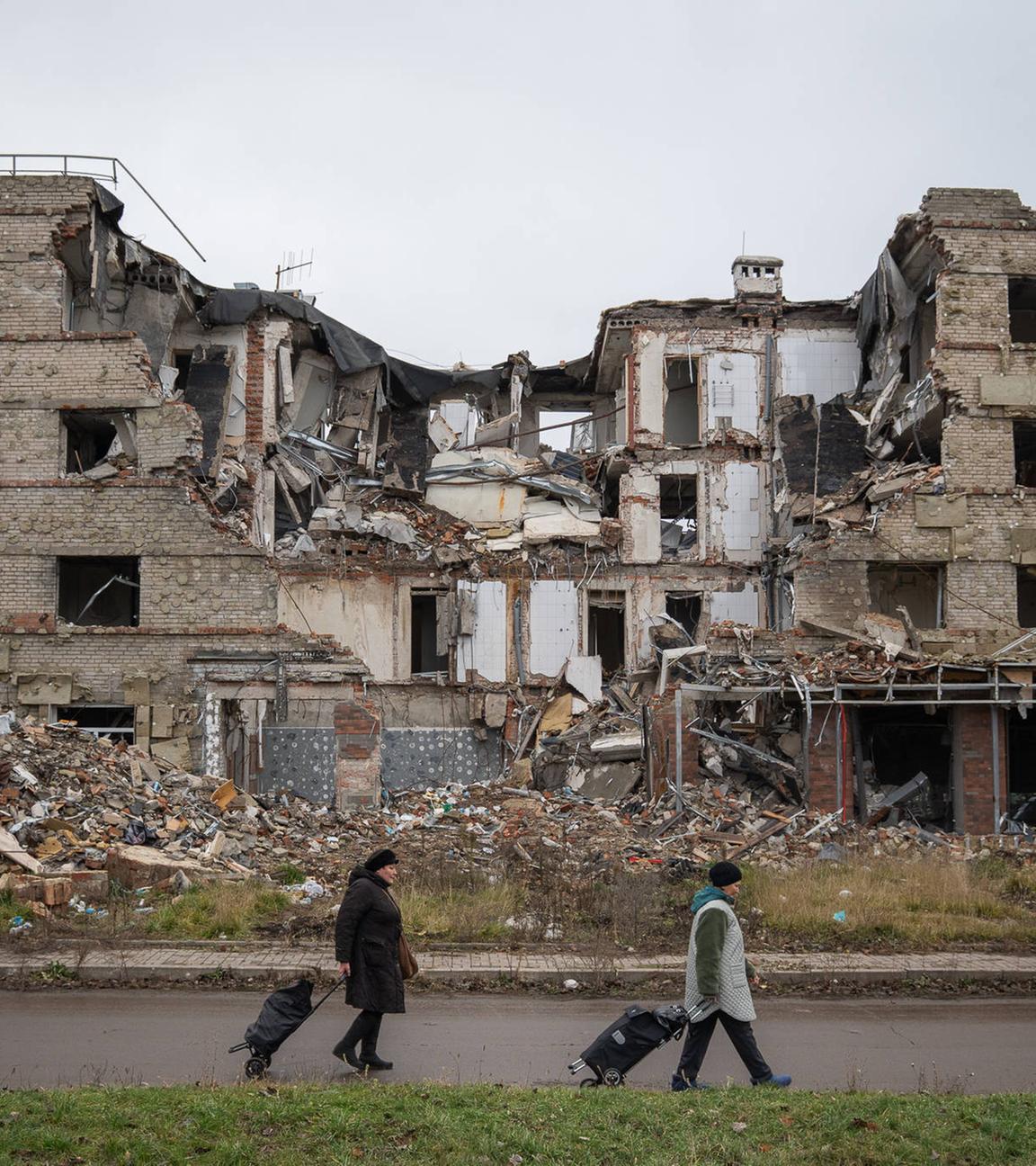 Zerstörung nach russischem Angriff in Mykolajiwka, Oblast Donezk, Ukraine