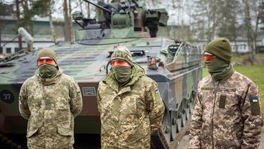 Archiv: Ukrainische Soldaten trainieren in Deutschland