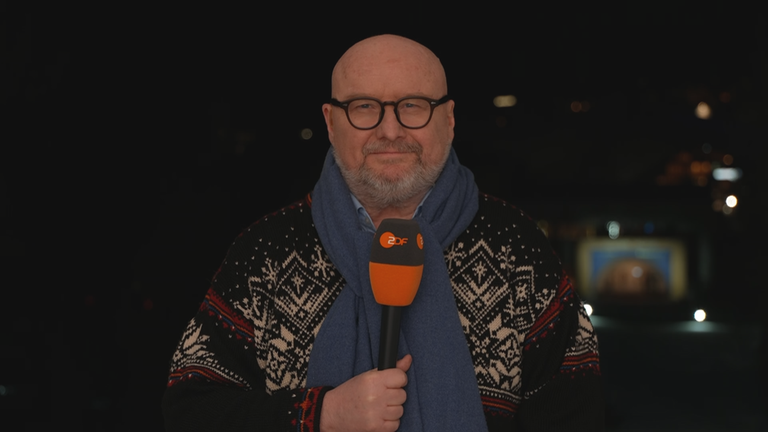 ZDF-Korrespondent Ulf Röller vom Weltwirtschaftsforum in Davos 