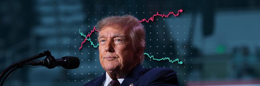 Donald Trump an einem Rednerpult, dahinter eine Grafik zu einer Umfrage
