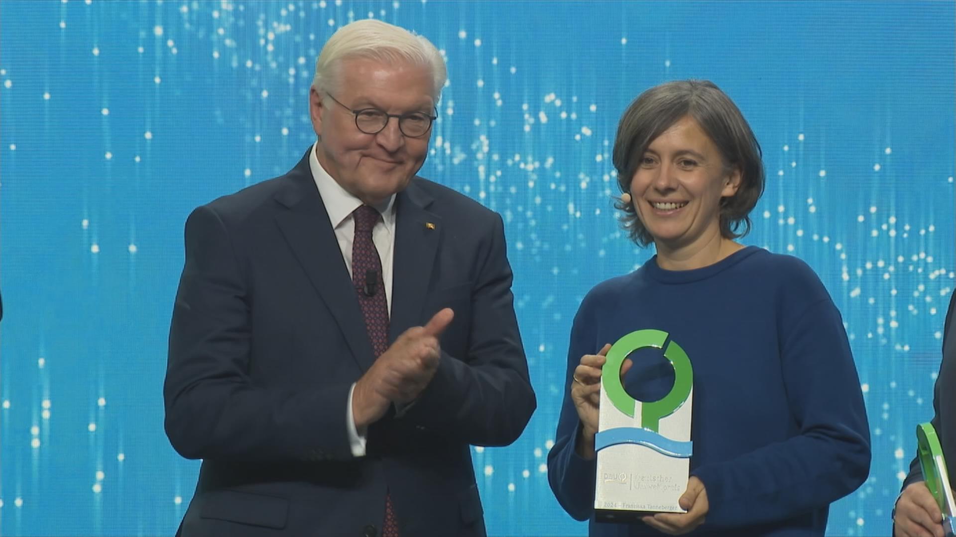 Umweltpreis für Moorforscherin