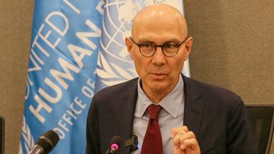 UN-Menschenrechtskommissar Türk spricht während einer Pressekonferenz