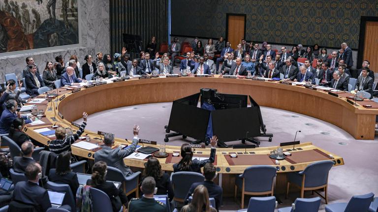 Der Sicherheitsrat der Vereinten Nationen verabschiedet eine Resolution über die Westsahara.