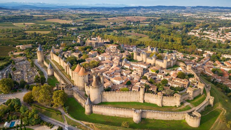 Luftaufnahme der mittelalterlichen Stadt Carcassonne.