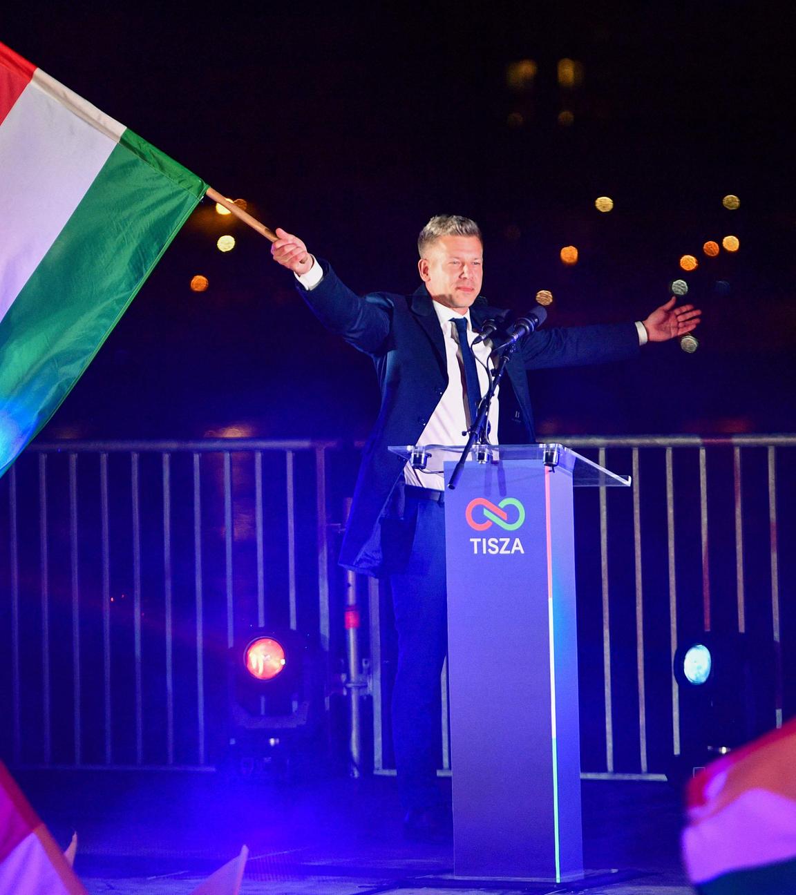 Ungarn: Péter Magyar gewinnt die Parlamentswahlen in Ungarn und löst damit nach 16 Jahren Viktor Orban ab. 