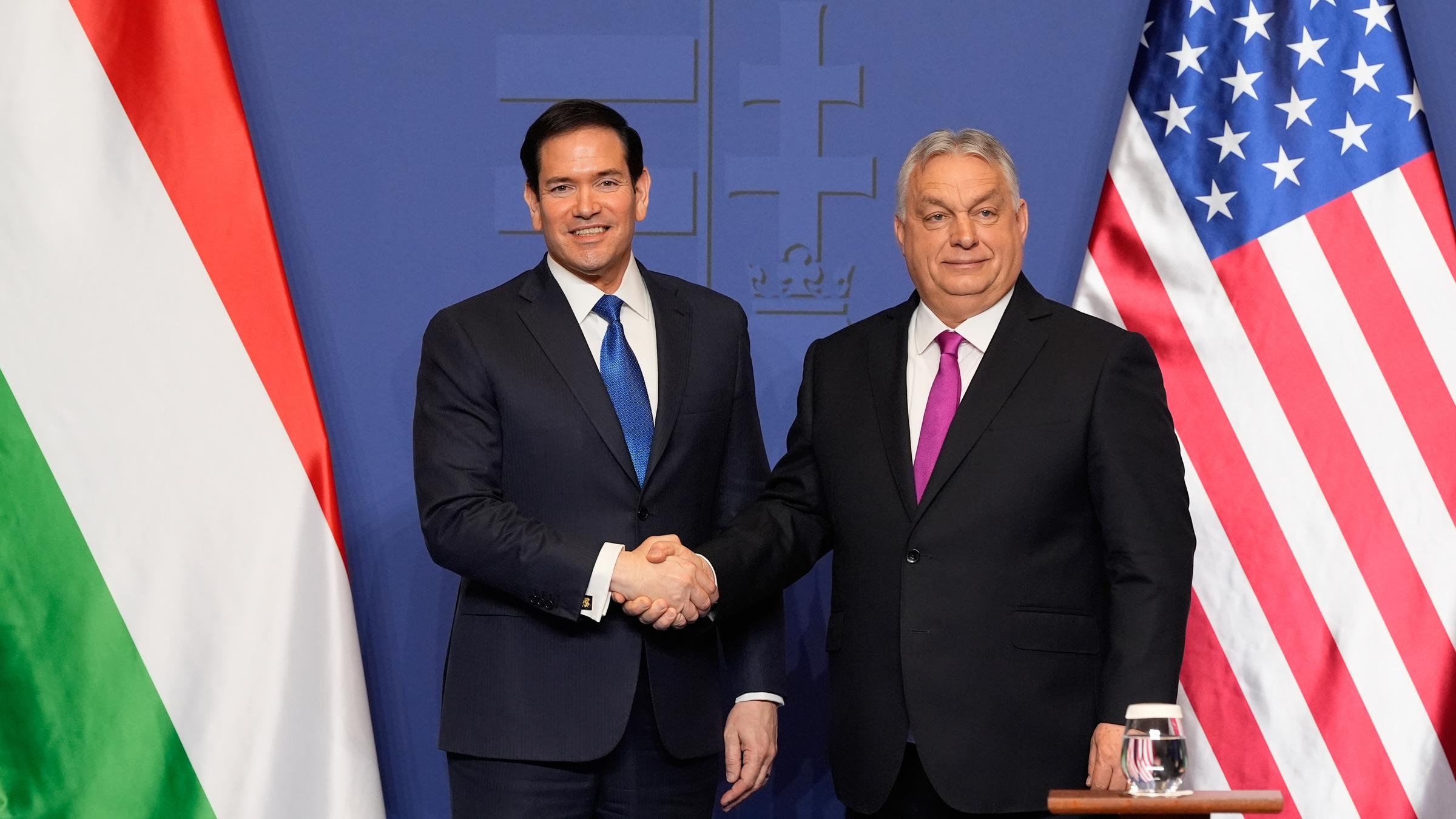 Ungarn: US-Außenminister Marco Rubio (links) und der ungarische Ministerpräsident Viktor Orbán geben am Montag in Budapest eine gemeinsame Pressekonferenz.