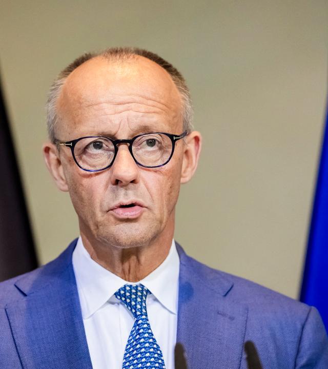 09.09.2026, Berlin: Bundeskanzler Friedrich Merz (CDU) äußert sich bei einer Pressekonferenz im Bundeskanzleramt.