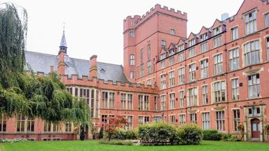 Ein Gebäude der Universität von Sheffield.
