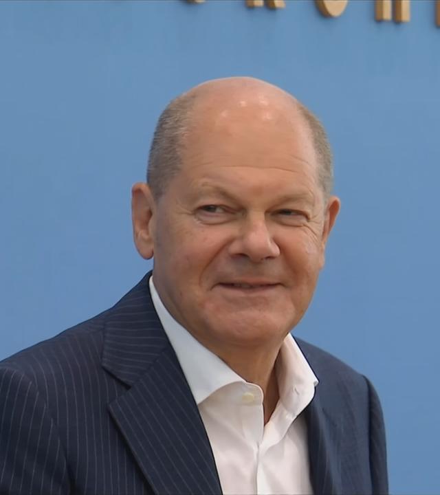 Unzufrieden mit Kanzler und Regierung