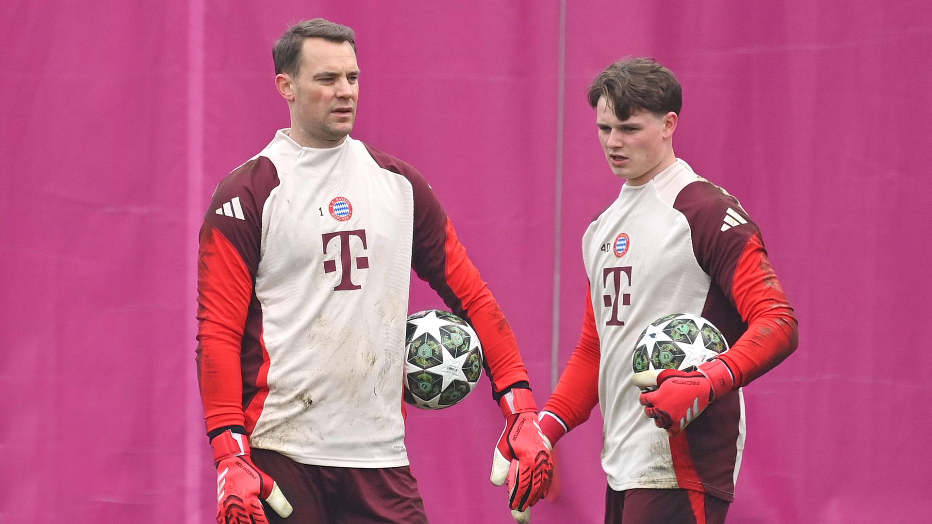 Jonas Urbig und Manuel Neuer trainiern beim FC Bayern