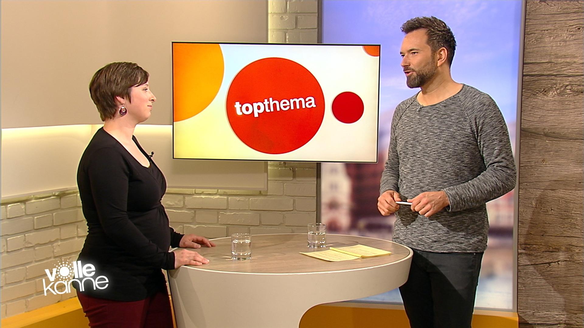 Pflegeexpertin Catharina Hansen im Gespräch mit Moderator Ingo Nommsen