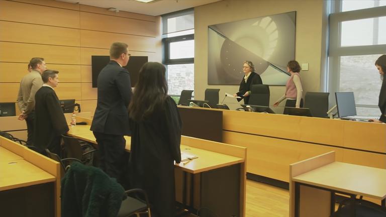 Angeklagter im Gerichtssaal