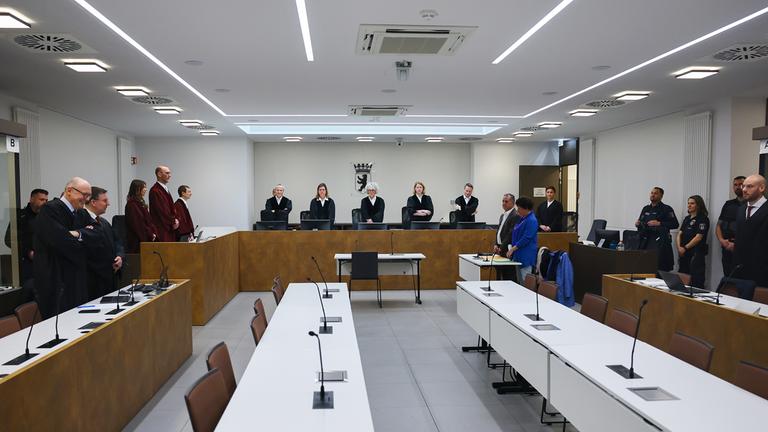 Richterin Doris Husch (M) führt den Vorsitz im Kammergerichts-Prozess gegen insgesamt vier mutmaßliche Mitglieder der radikal-islamistischen Hamas, aufgenommen am 25.02.2026