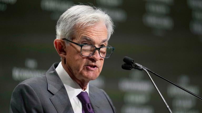 US-Notenbankchef Jerome Powell spricht auf einer Veranstaltung