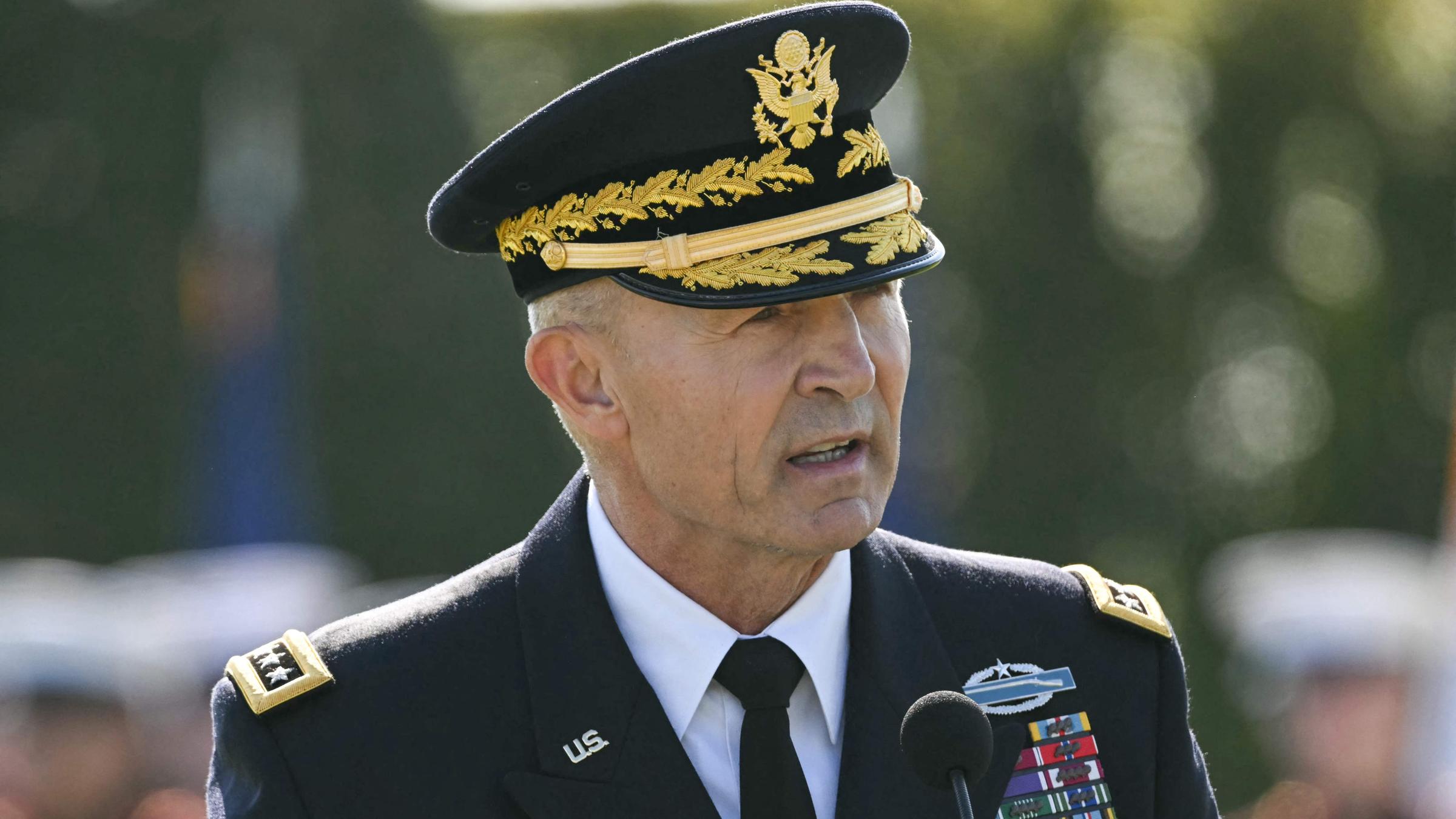Der Stabschef der US-Armee, General Randy George, spricht am 19. September 2025 während der Feier zum Nationalen Tag zur Ehrung von Kriegsgefangenen und Vermissten