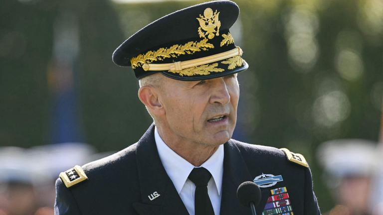 Der Stabschef der US-Armee, General Randy George, spricht am 19. September 2025 während der Feier zum Nationalen Tag zur Ehrung von Kriegsgefangenen und Vermissten