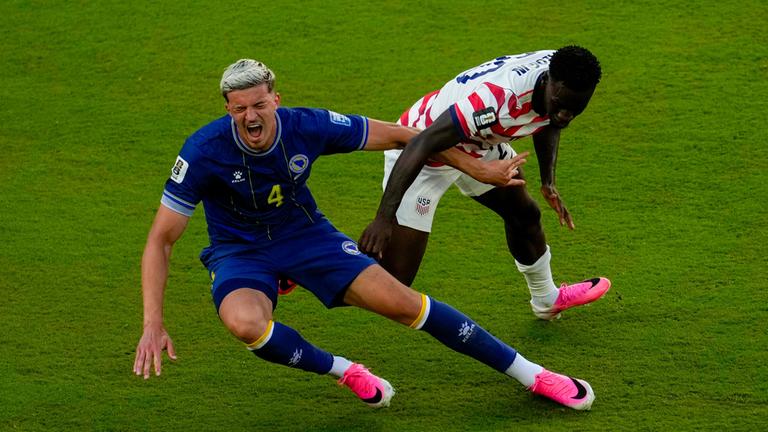 Folarin Balogun und Tarik Muharemovic am 02.07.26
