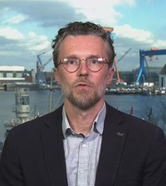 Johannes Peters, Experte für maritime Sicherheit von der Uni Kiel