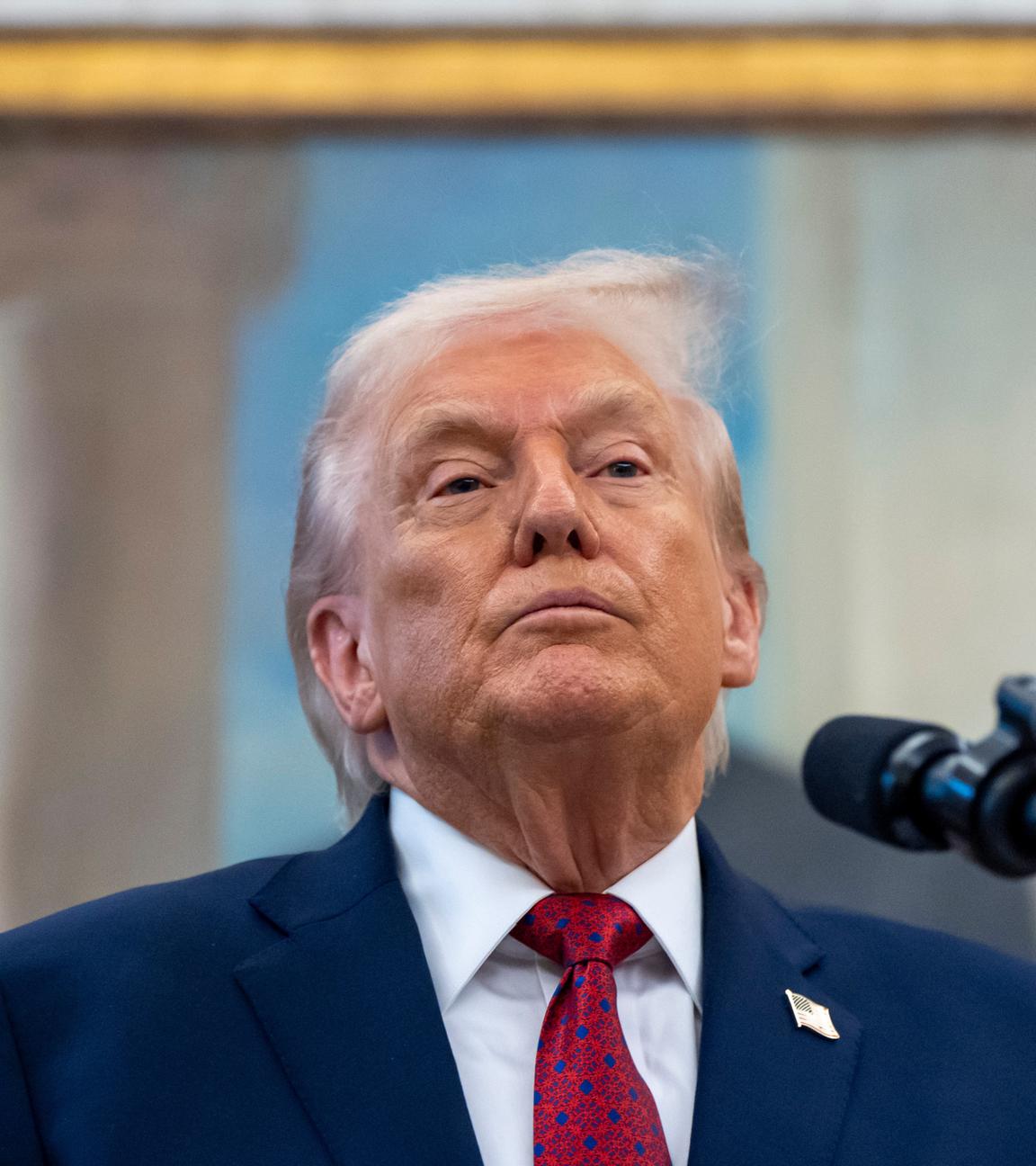 US-Präsident Donald Trump spricht im Weißen Haus.