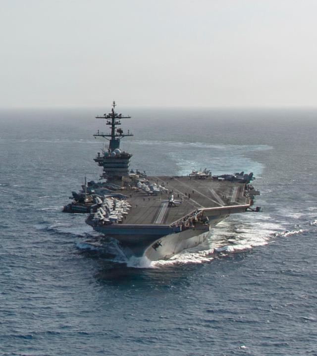 Der US-Flugzeugträger "USS Abraham Lincoln" im einsatz im Arabischen Meer.