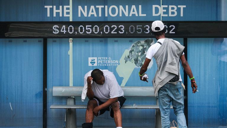 U.S. National Debt Passes $40 Trillion