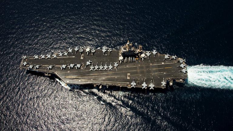 Archiv: Flugzeugträger USS Abraham Lincoln 