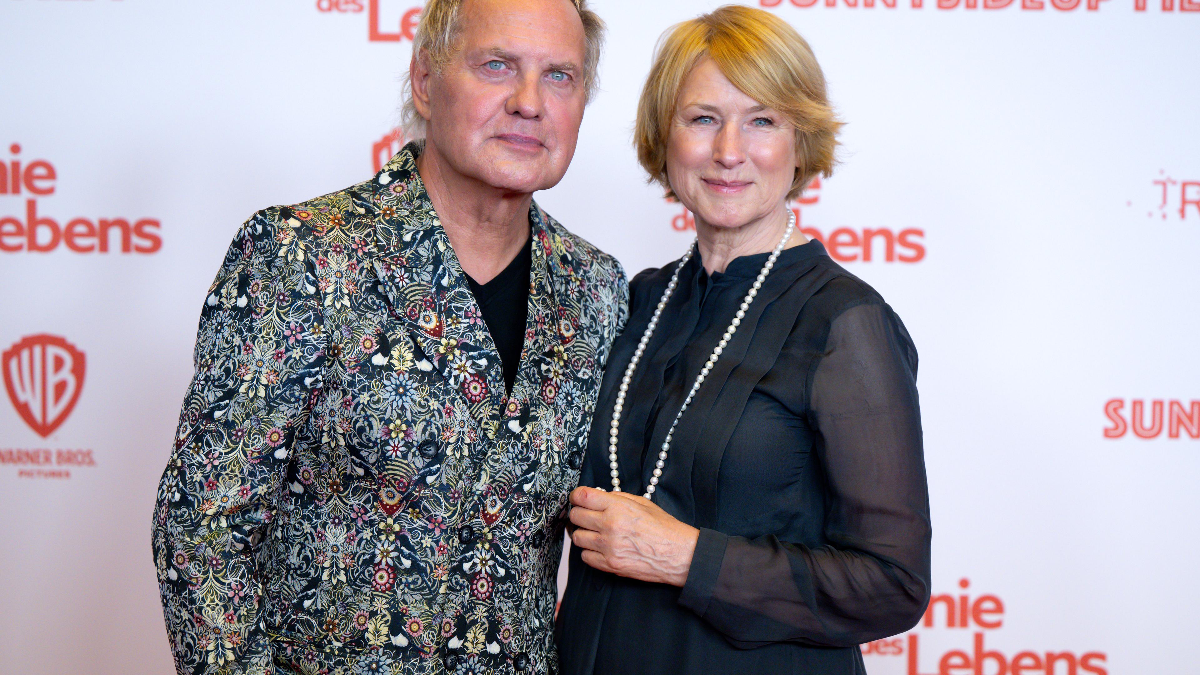 Uwe Ochsenknecht und Corinna Harfour in "Die Ironie des Lebens"