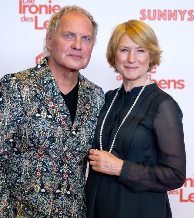 Uwe Ochsenknecht und Corinna Harfour in "Die Ironie des Lebens"