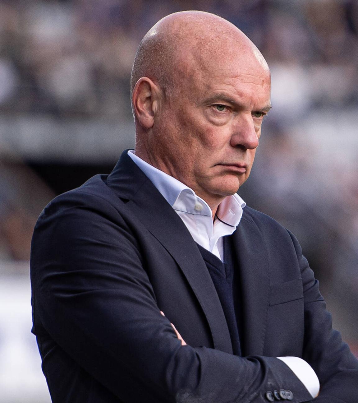 Cheftrainer Uwe Rössler von AGF während des 3F-Superliga-Spiels zwischen Aarhus GF und FC Midtjylland im Ceres Park in Aarhus. Aufgenommen am 09.10.2022.