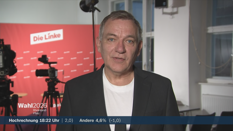 Linken-Chef Jan van Aken mit einer Reaktion zur Landtagswahl in Rheinland-Pfalz.