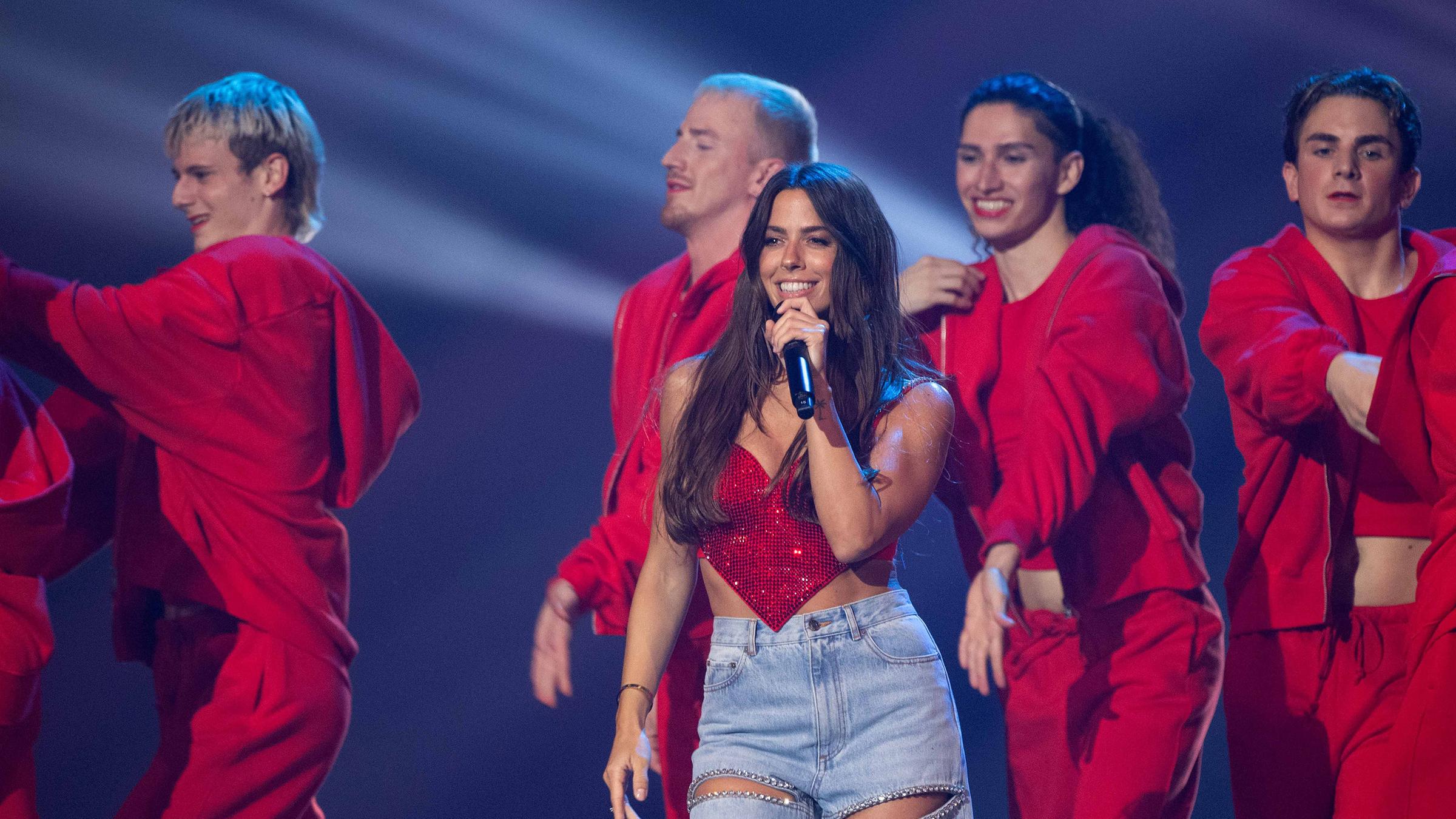Vanessa Mai bei ihrem Auftritt beim Schlagerboom mit Florian Silbereisen