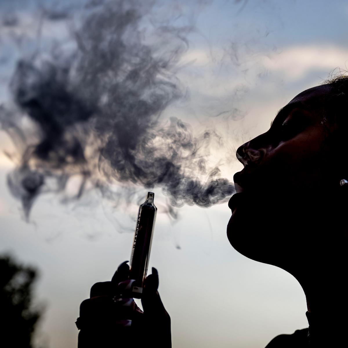 frankreich vapes verbot Rauchverbot in Frankreich: Neues Gesetz an Stränden gilt