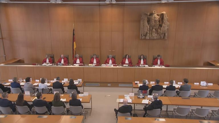 Vaterschafts-Rechte im Bundesverfassungsgericht