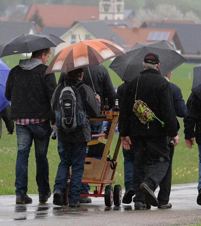 Wanderer im Regen