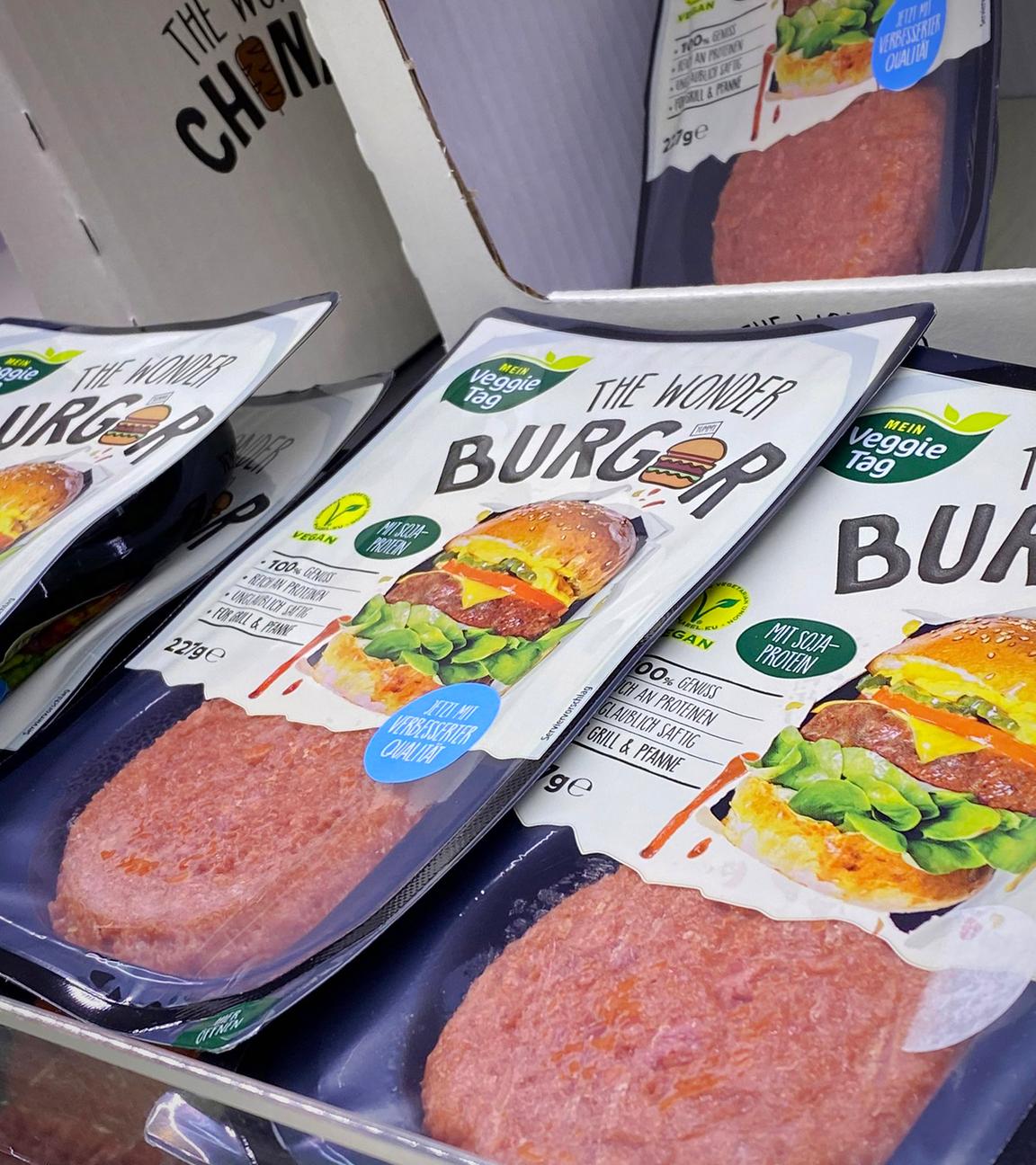 Das EU-Parlament debattiert diese Woche ueber Bezeichnungen von Fleischersatzprodukten wie "Veggie-Burger" und "Veggie-Wurst"