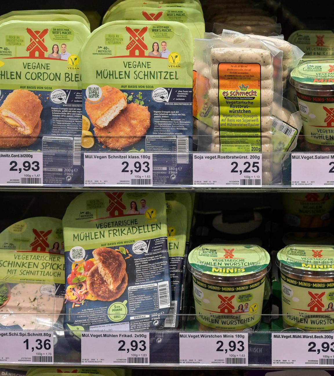 Hamburg: Veggie-Produkte im Supermarktregal