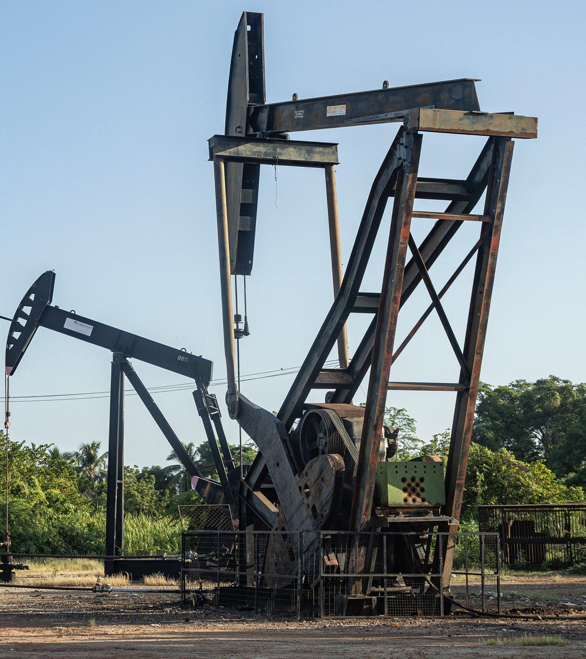 Ölfördertürme in Cabimas, Venezuela, 18. Dezember 2025. US-Präsident Donald Trump kündigte eine vollständige Blockade aller sanktionierten Öltanker an, die in das Land ein- und ausfahren.