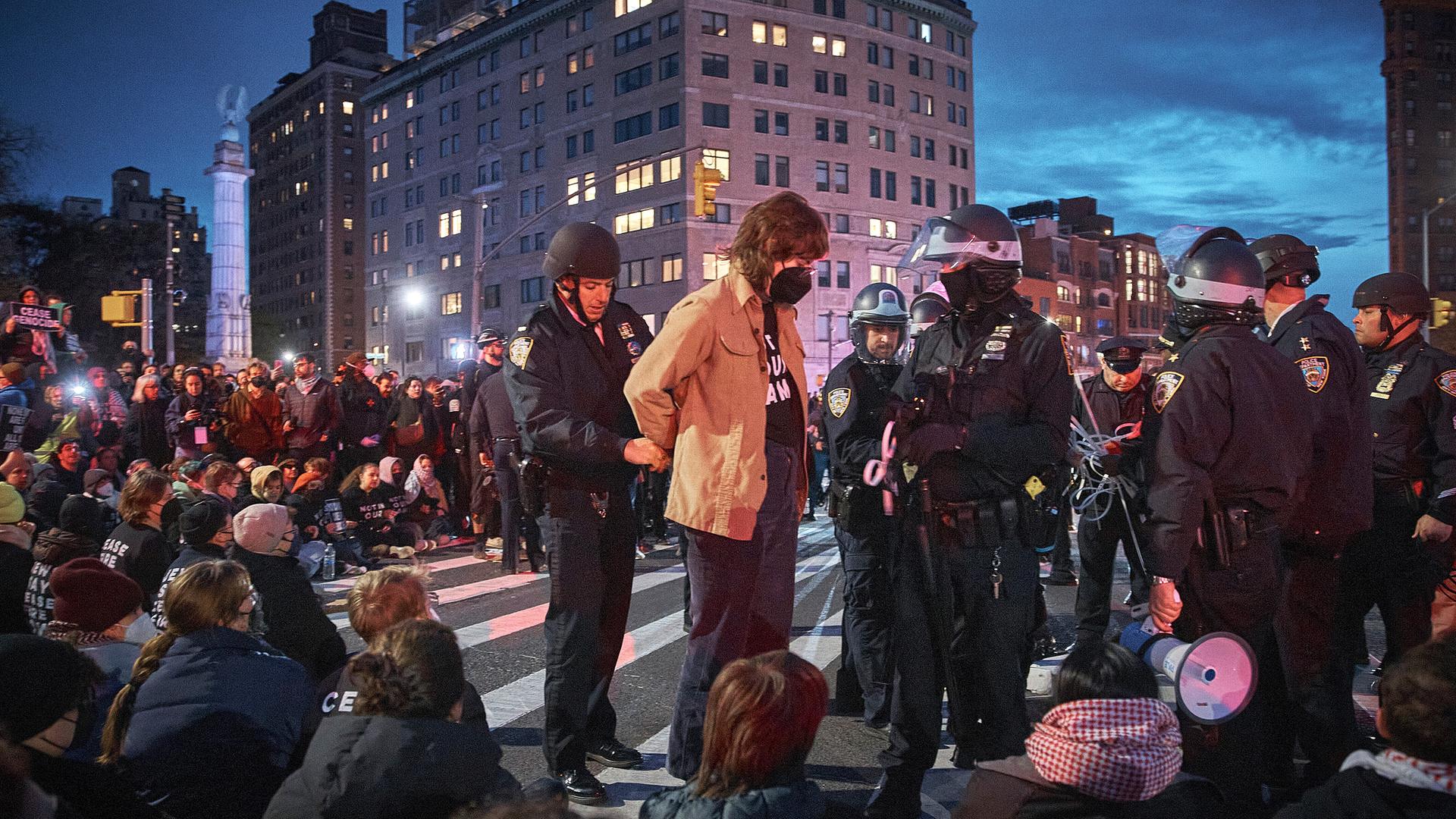 Verhaftungen von Pro-palästinensische Demonstranten in New York