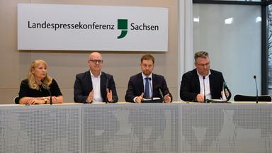 Petra Köpping, Henning Homann, Michael Kretschmer und Christian Hartmann (v.l.n.r.)