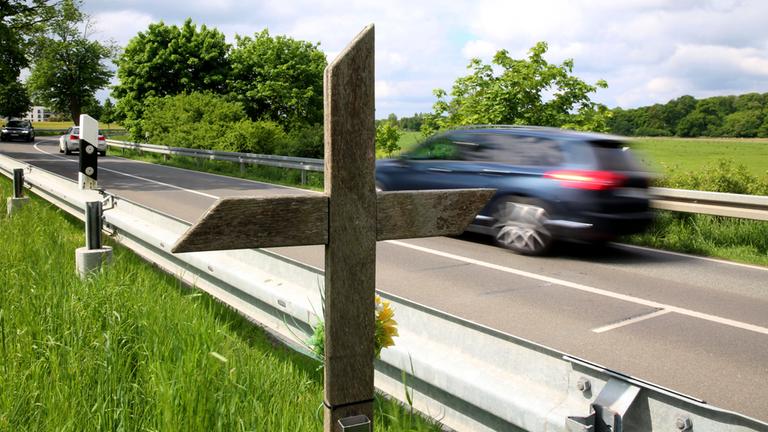 Blick auf eine Unfallstelle.