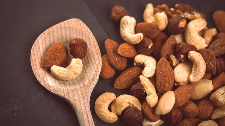 Verschiedene Nüsse