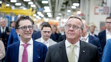 Kanada: Montreal: Verteidigungsminister Boris Pistorius besucht das Unternehmen CAE.